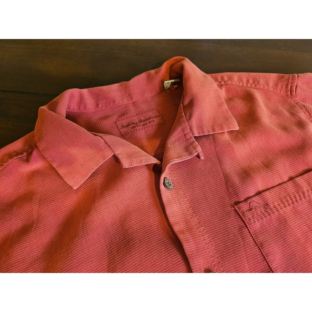 Tommy Bahama Button Down Shirt Mens Large Red Silk Blend Textured Camp Collar